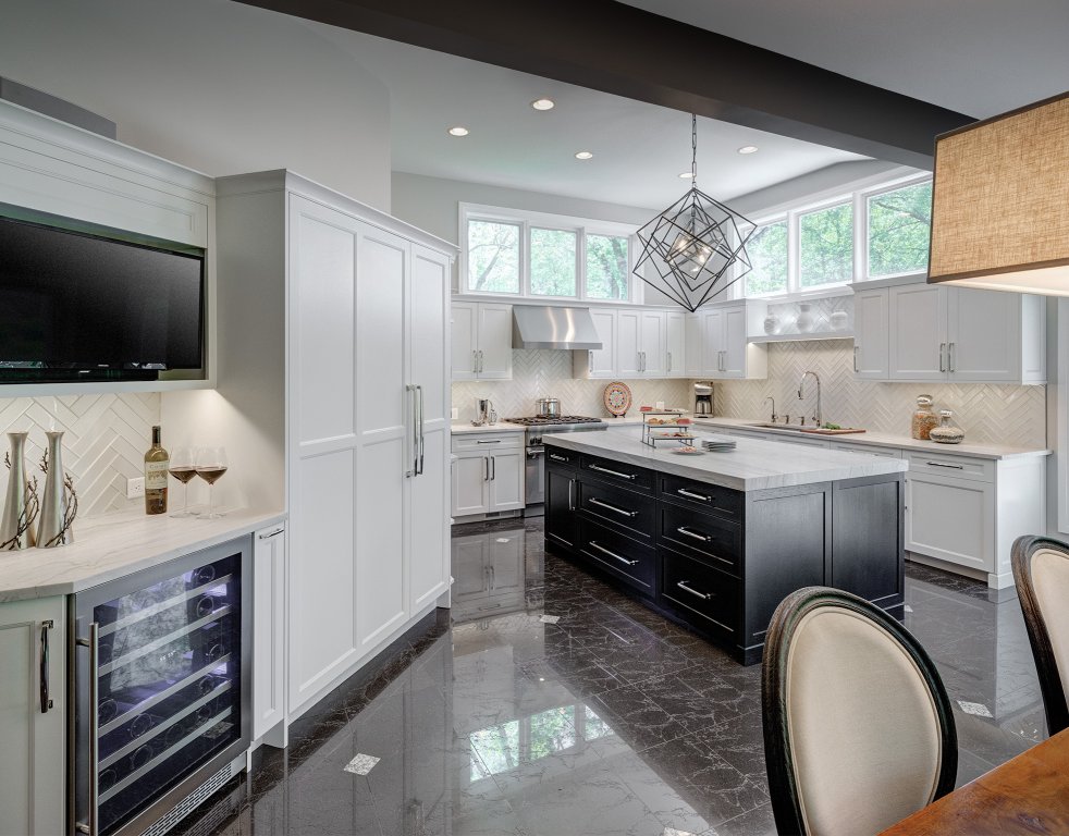 angled kitchen - Kitchen Design Partners